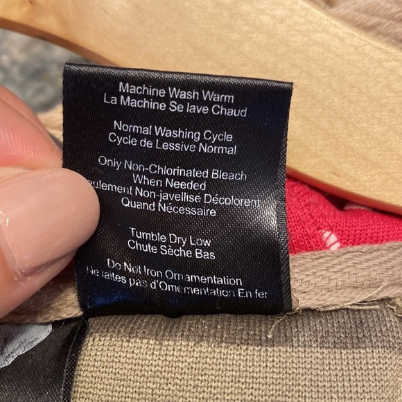 Volcom zip up hoodie zebra stripe camo green w/ white polka-dot red lined hood - Picture 8 of 8